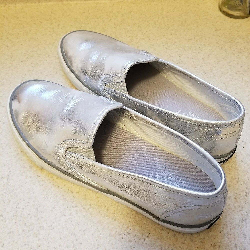 Sperry slip on sneakers